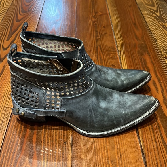 Corral distressed booties.  Only worn a couple times.  Great condition. - Picture 3 of 6